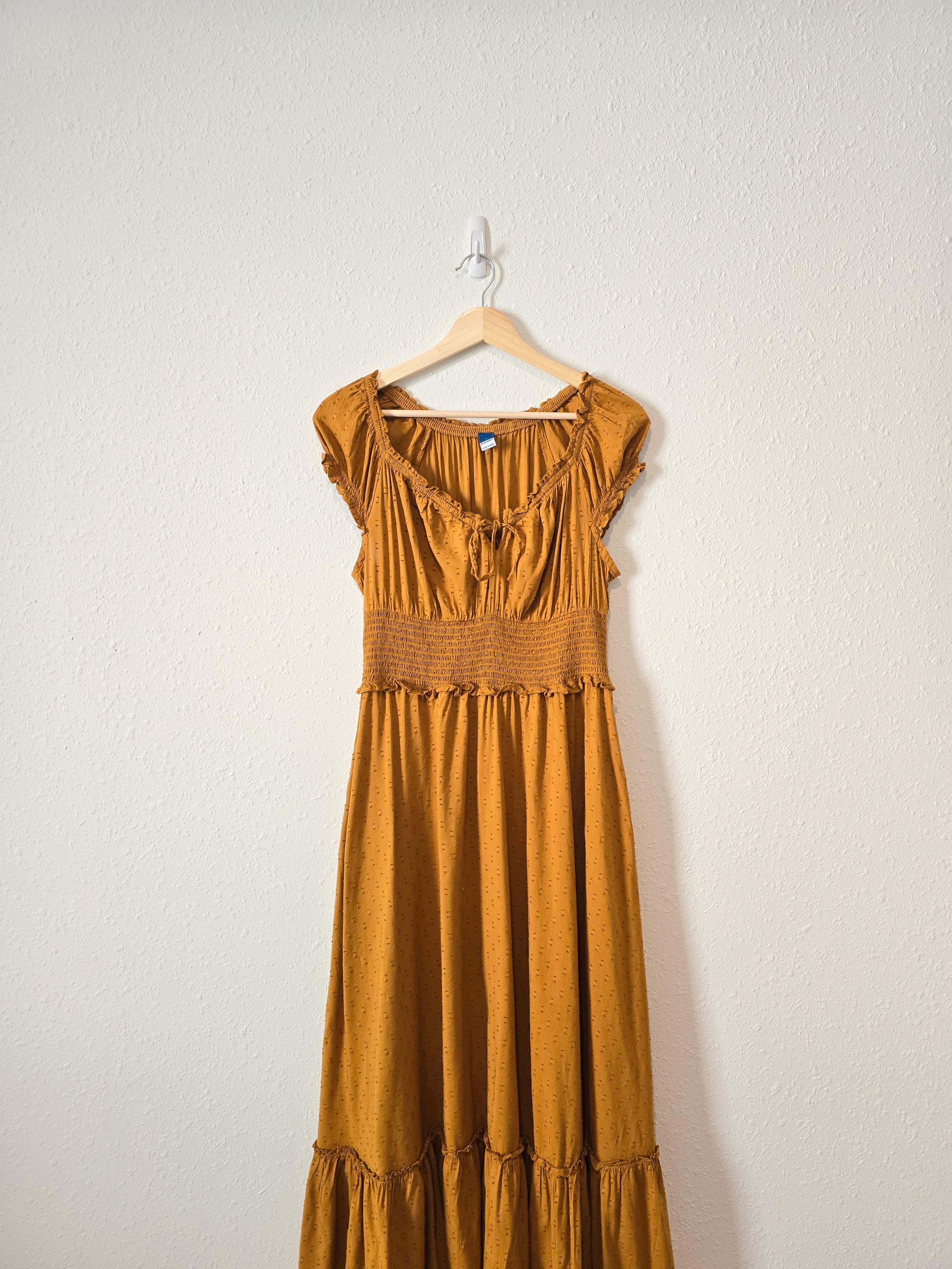 Textured Smocked Midi Dress (S)