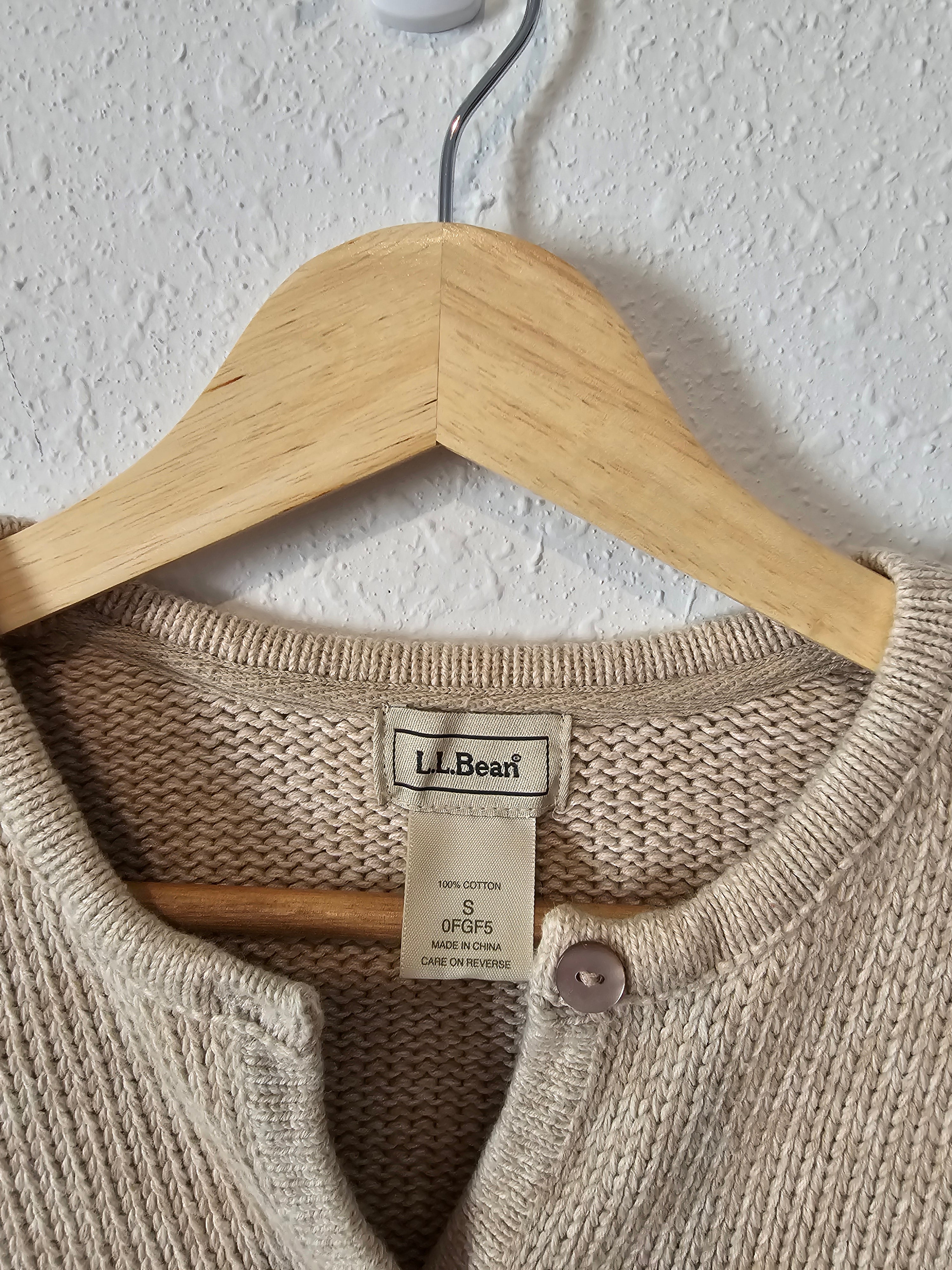 LL Bean Oatmeal Knit Button Up (S)