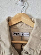 Load image into Gallery viewer, Zara Oversized Button Up Jacket (M)
