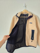 Load image into Gallery viewer, Vintage Patagonia Sherpa Zip Up (XS)
