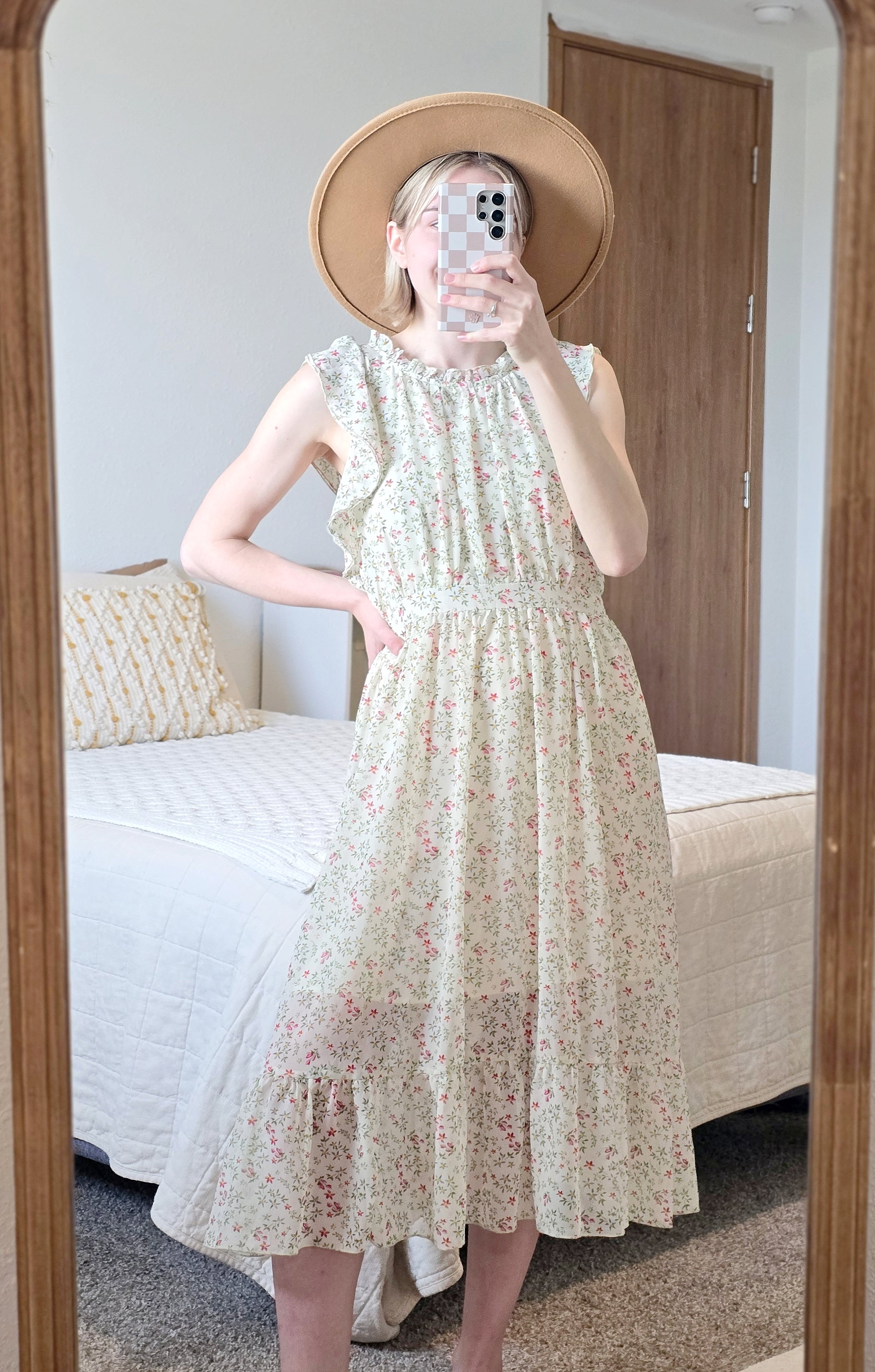 Boutique Floral Midi Dress (S)