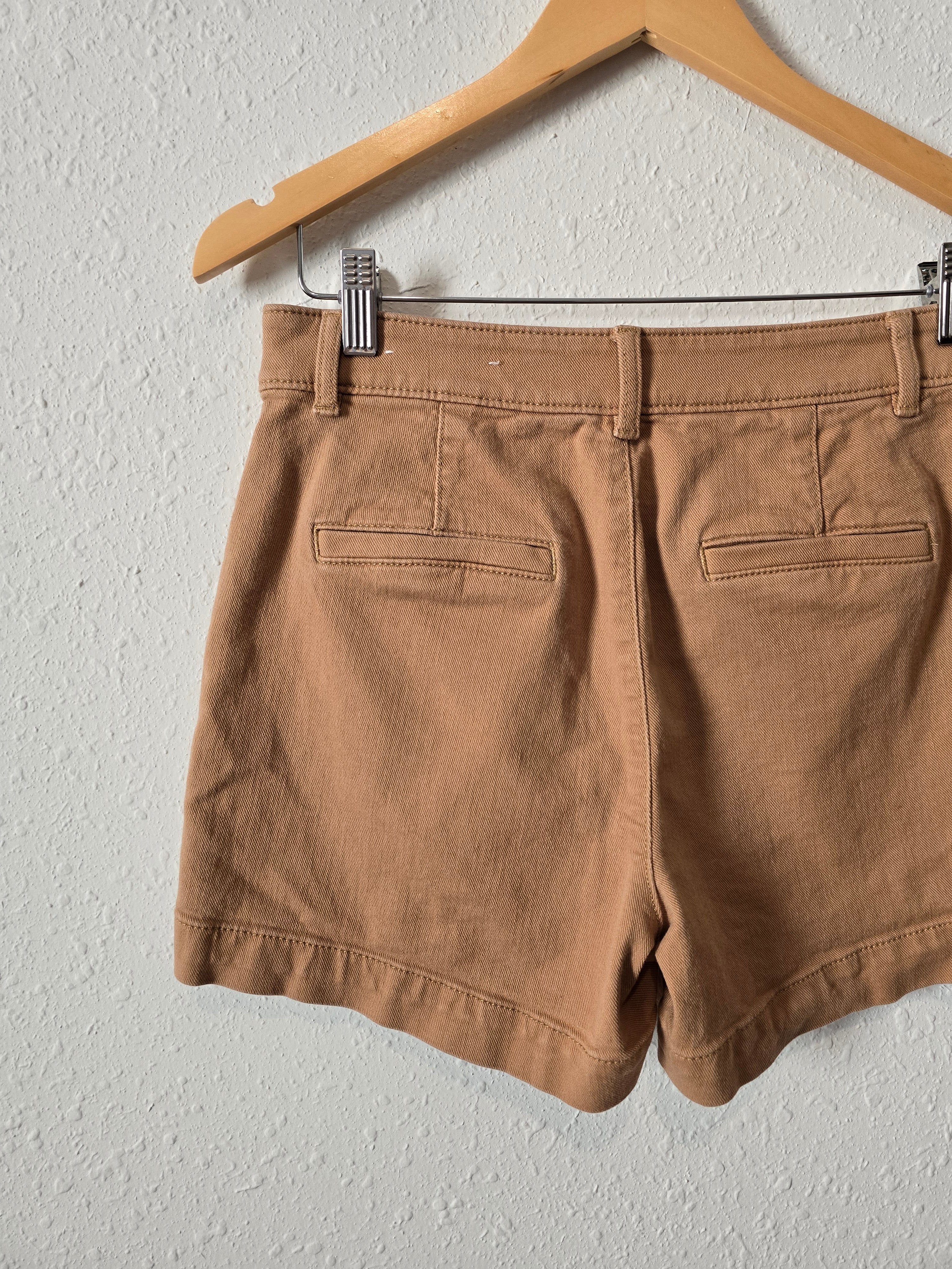 Loft Camel Pocket Front Shorts (2)