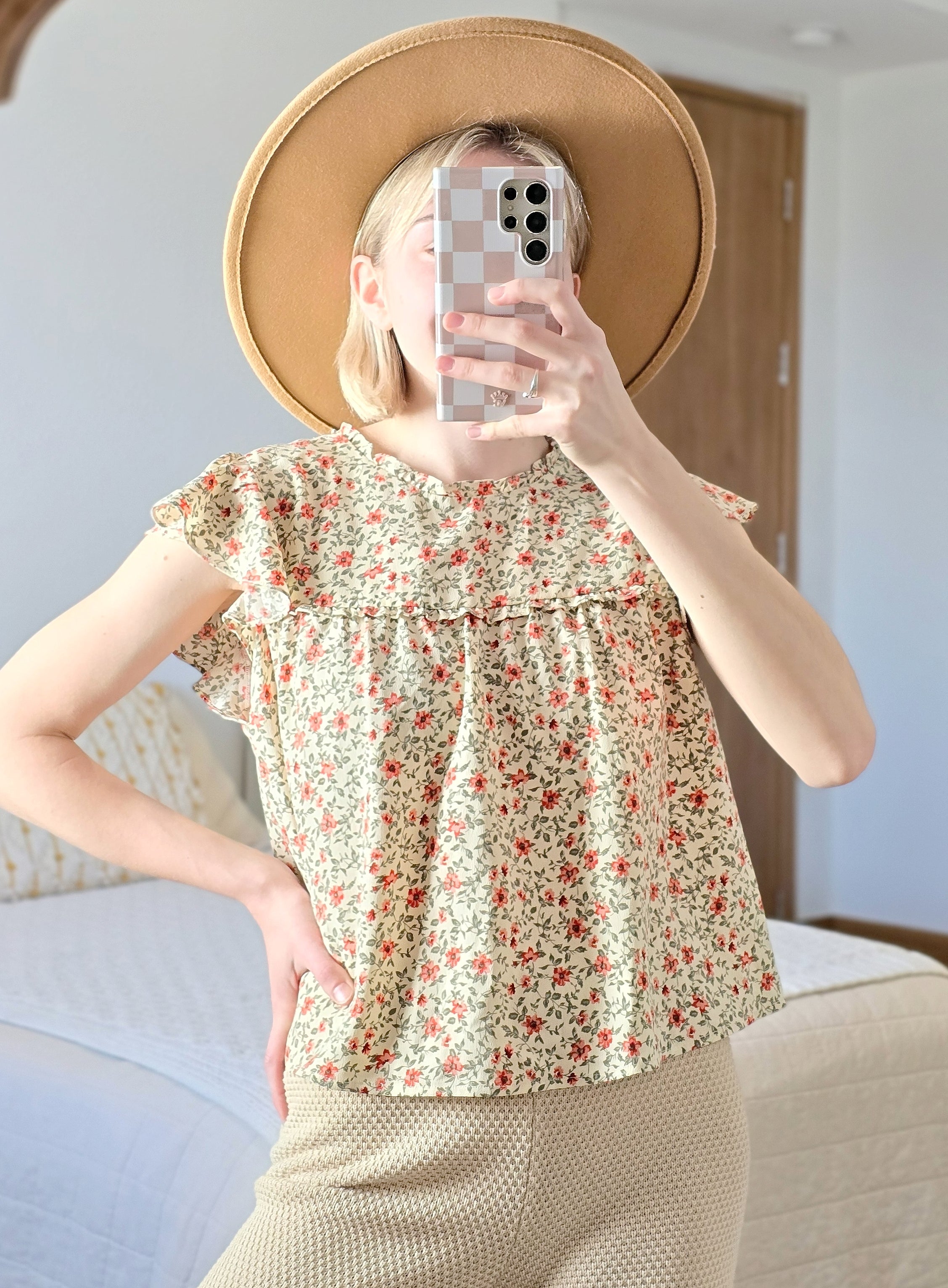 A&F Floral Ruffle Top (M)