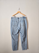 A&F 90s Straight Jeans (35/20 long)