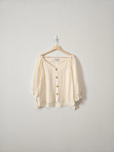 Load image into Gallery viewer, Hayden Cream Button Up Top (M)

