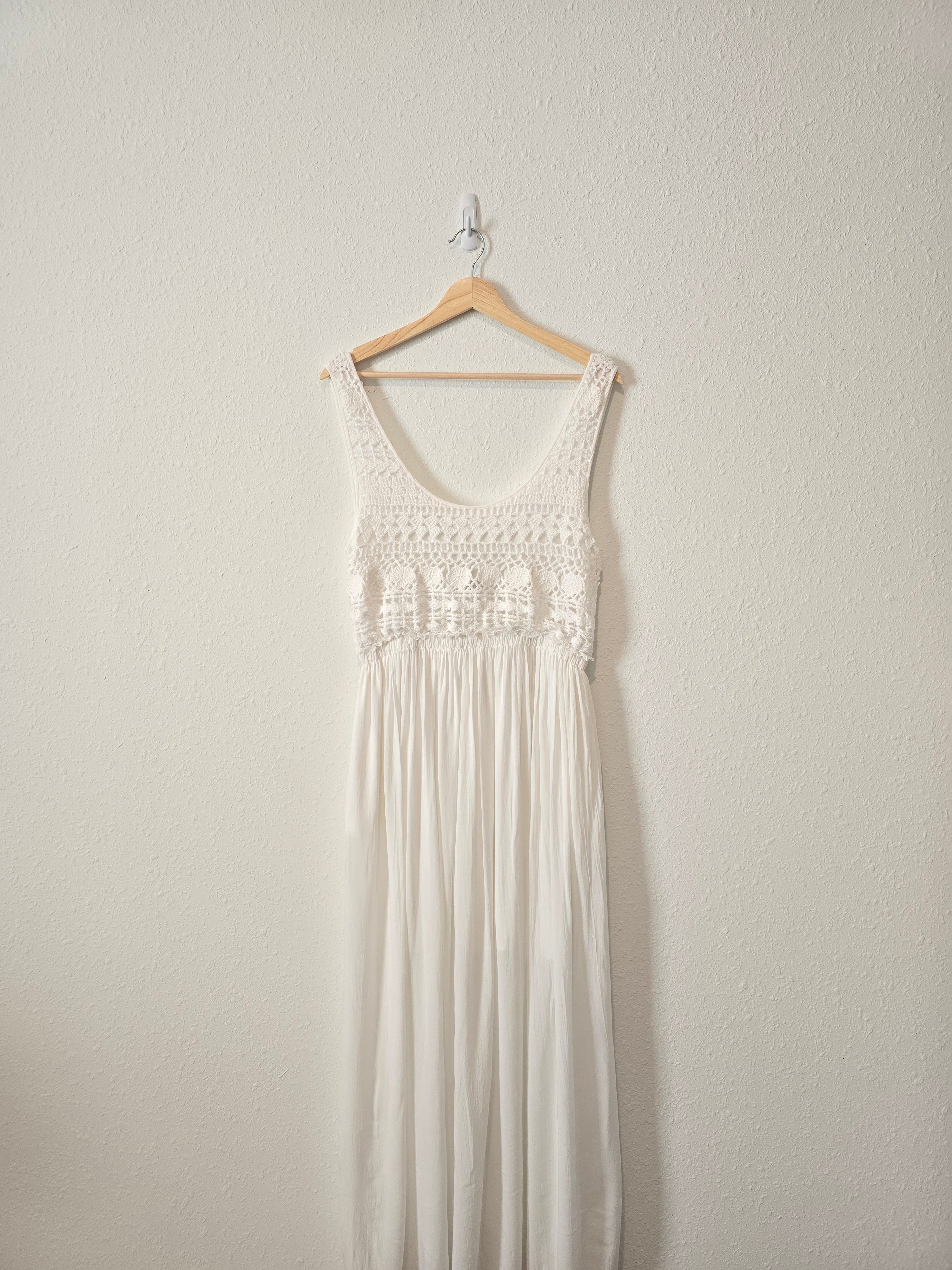 Boutique Crochet Maxi Dress (M)