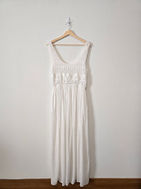 Boutique Crochet Maxi Dress (M)