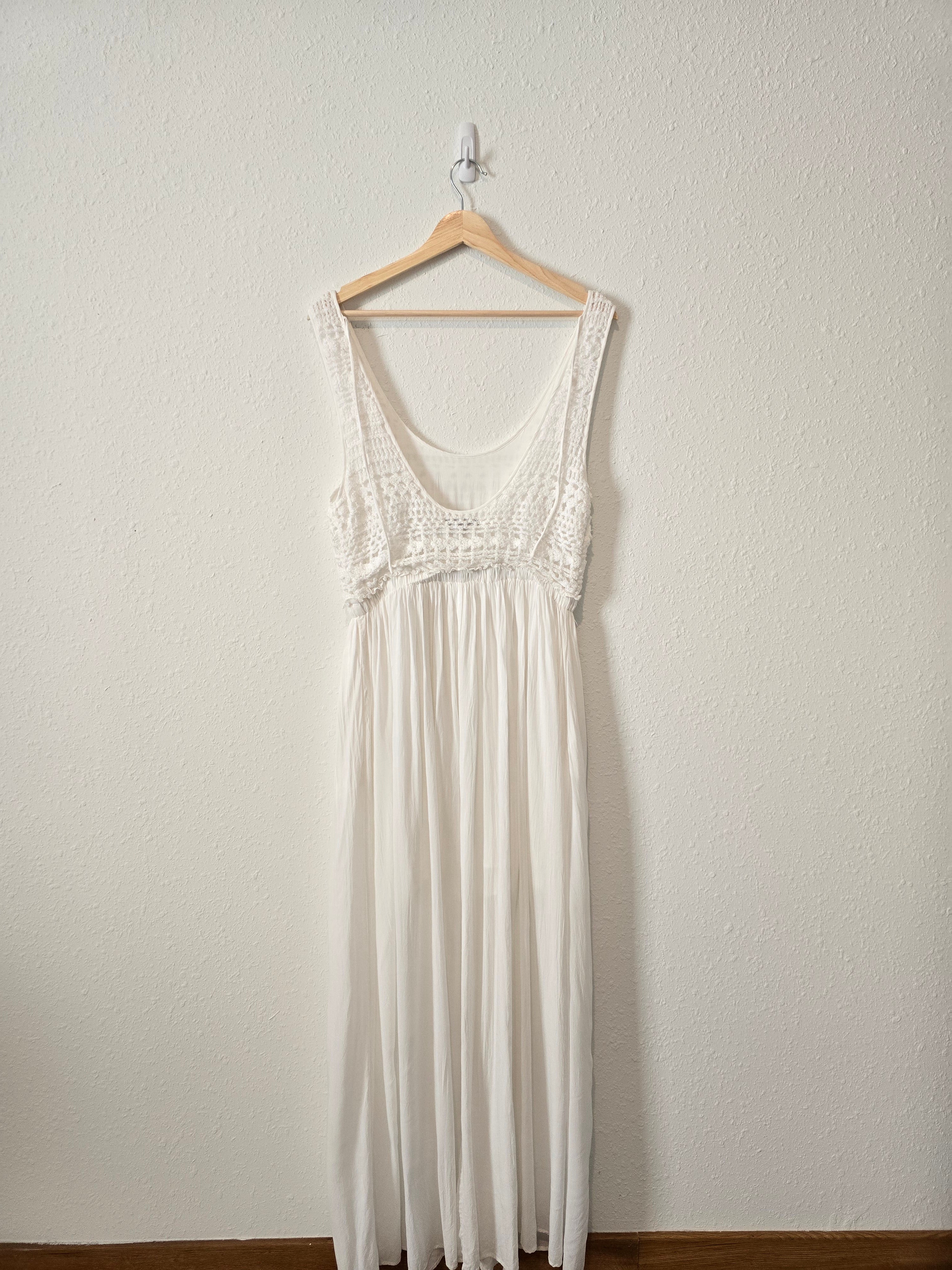 Boutique Crochet Maxi Dress (M)