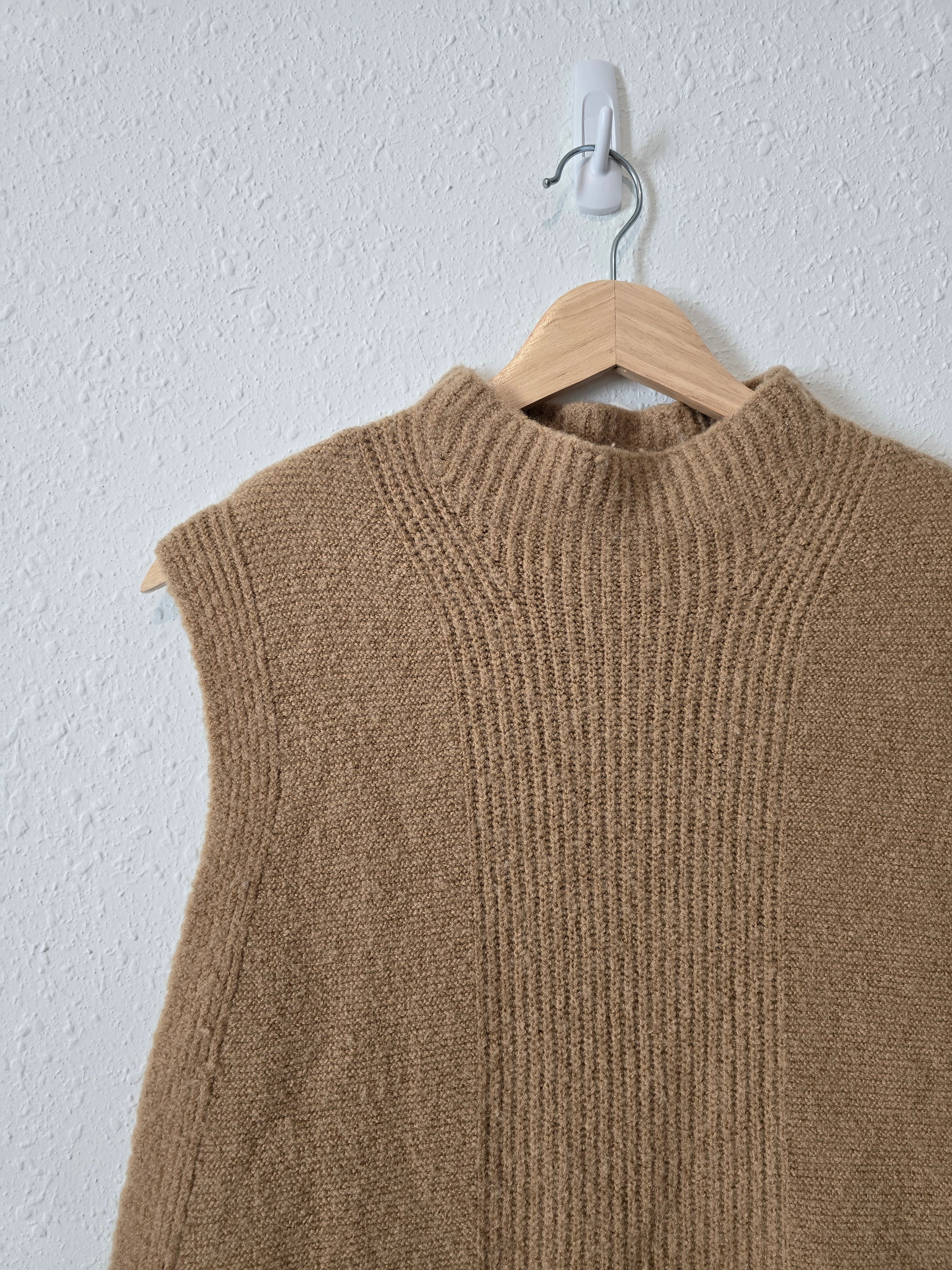 Mock Neck Knit Sweater Vest (S)