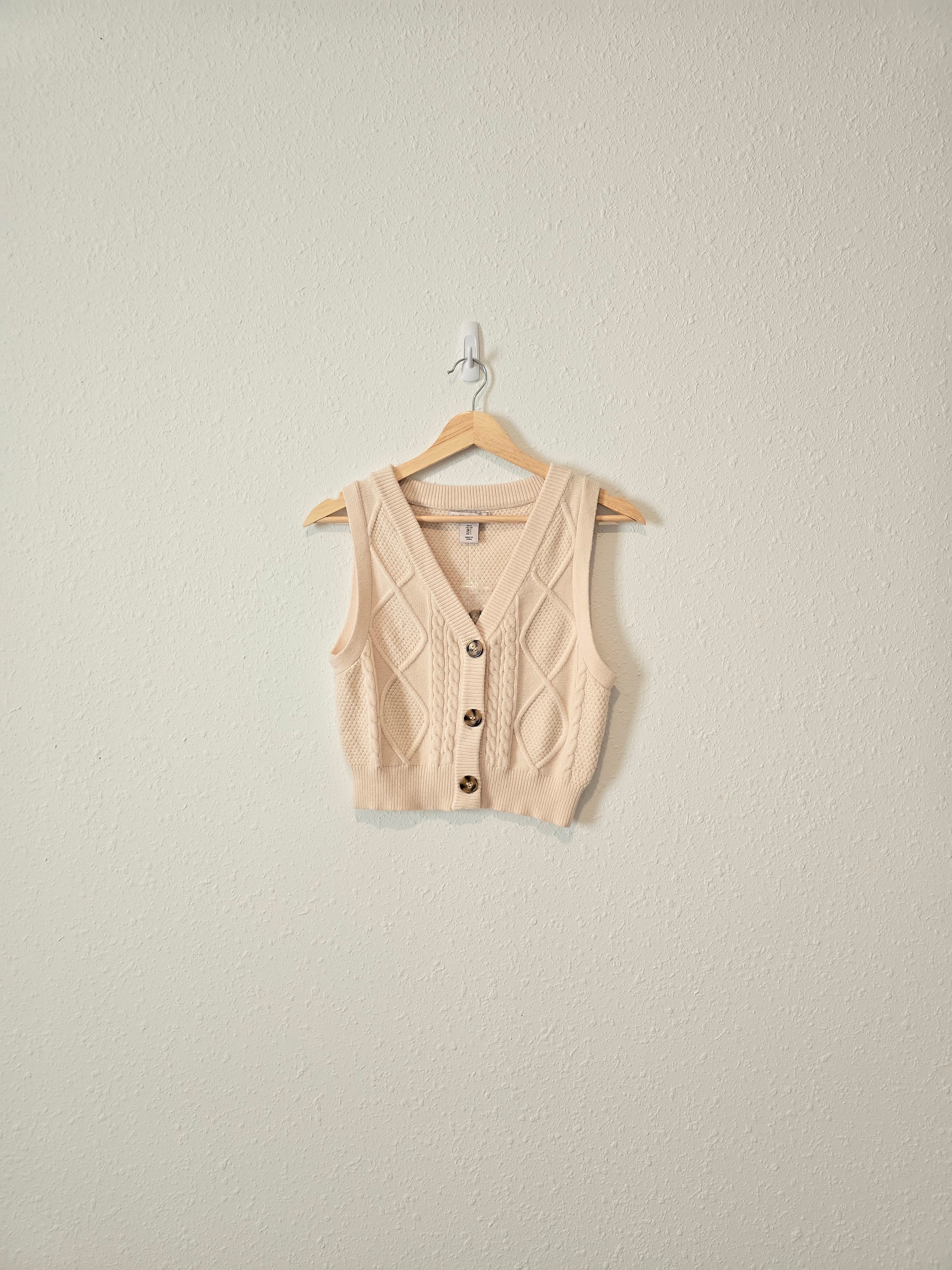 Cream Cable Knit Sweater Vest (S)