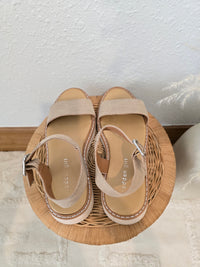 Neutral Platform Buckle Sandals (7)