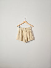 Load image into Gallery viewer, Boutique Cream Cord Shorts (L)
