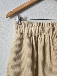 Boutique Cream Cord Shorts (L)