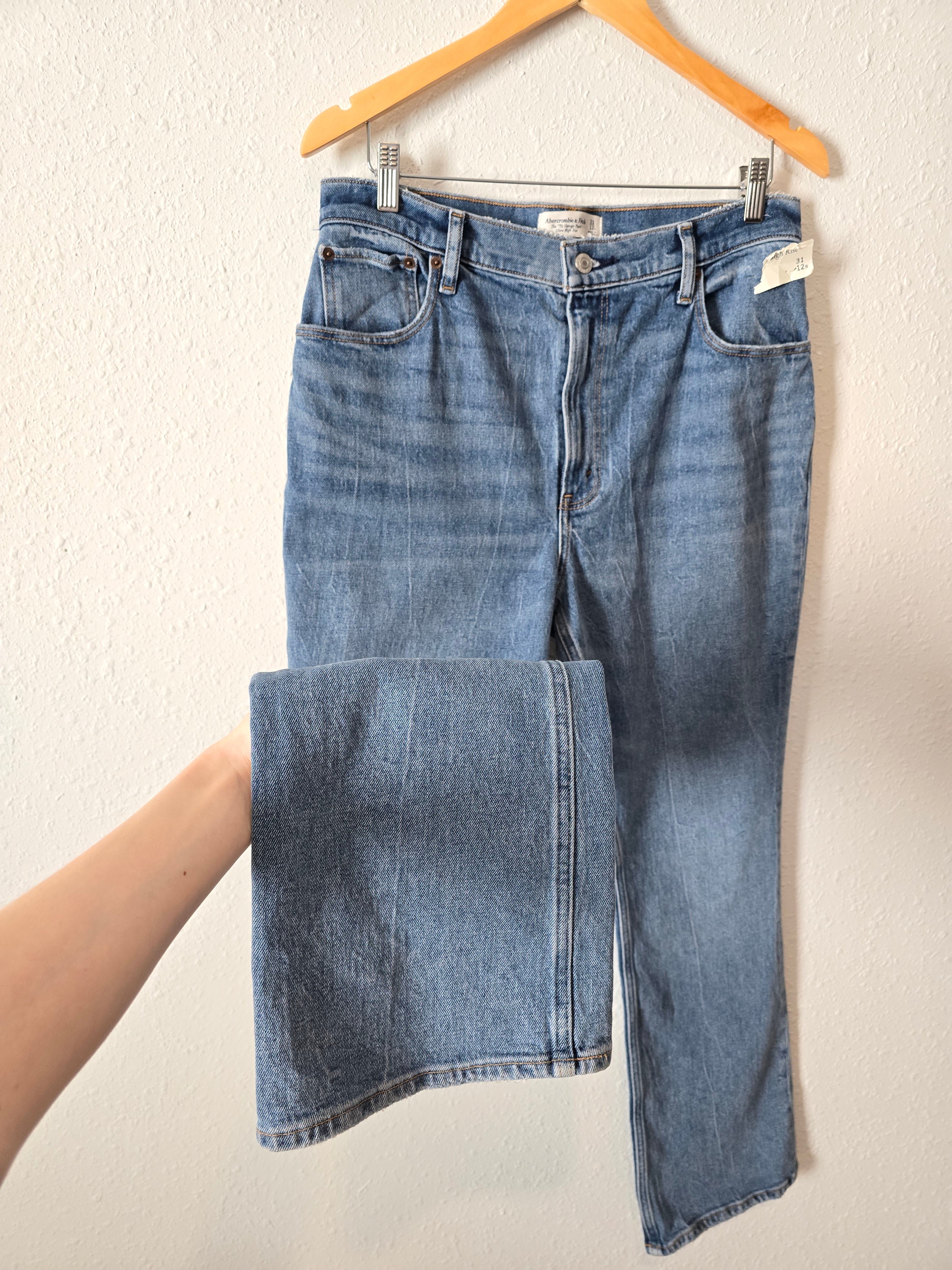 NEW Abercrombie 70s Vintage Flare Jeans (31/12)