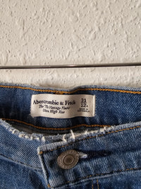 NEW Abercrombie 70s Vintage Flare Jeans (31/12)