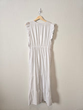 Load image into Gallery viewer, NEW White Textured Maxi Dress (M)
