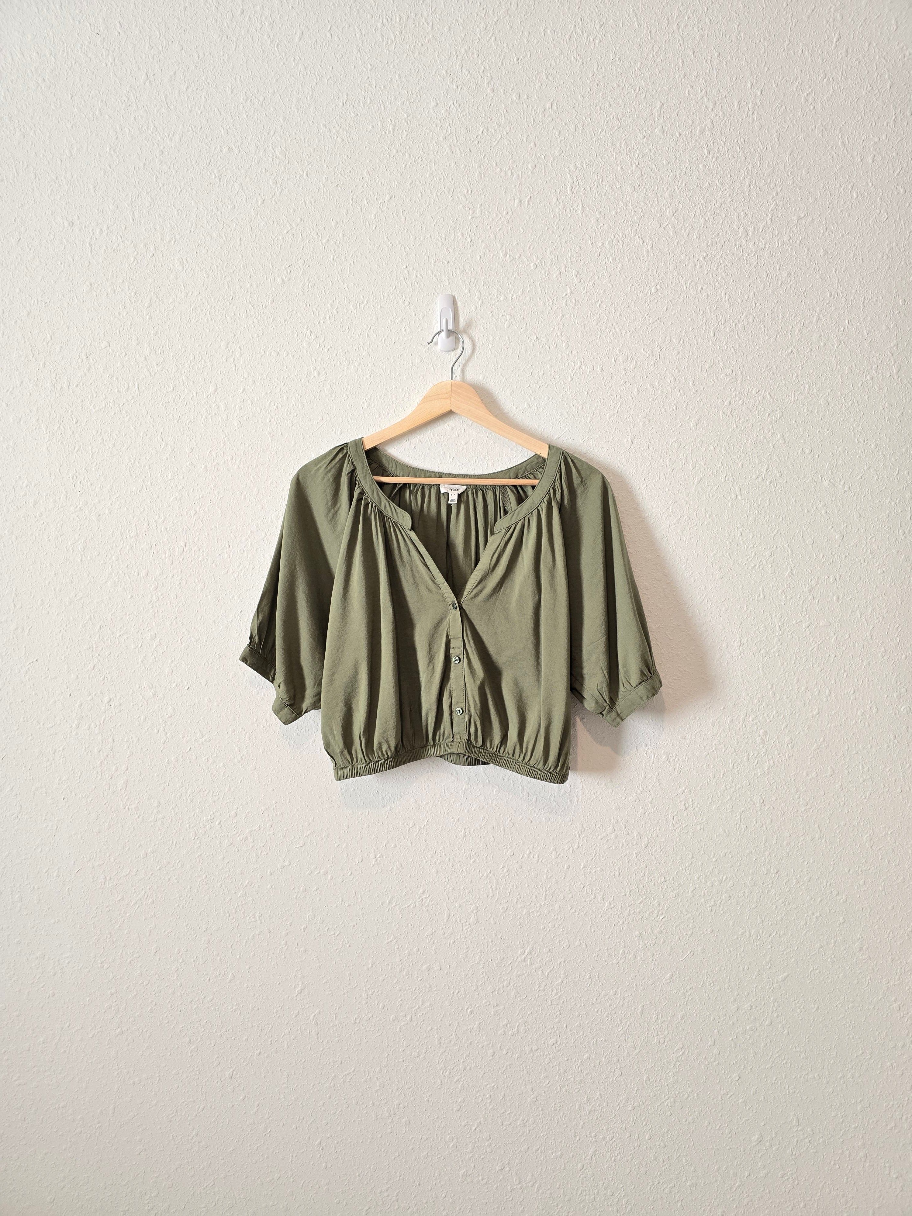 Aerie Green Crop Button Up (S)