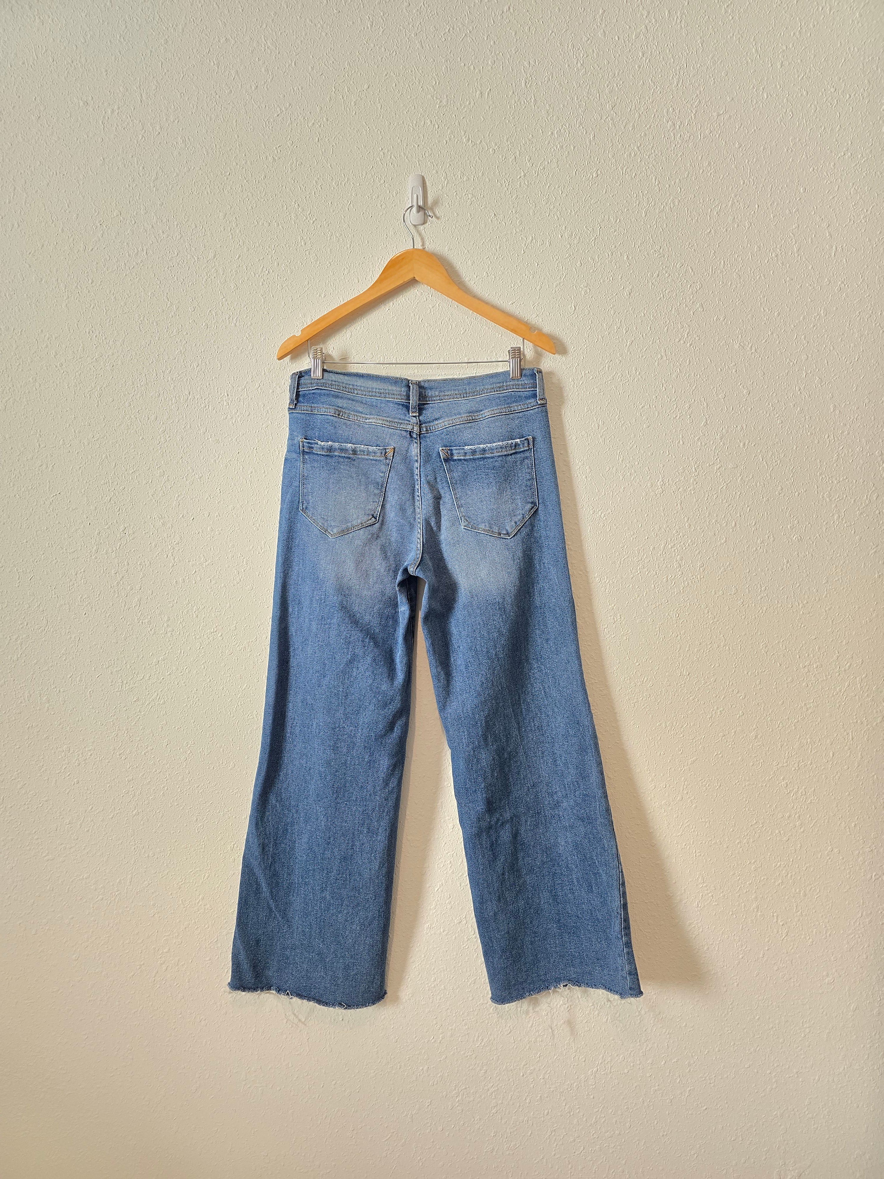 Wide Leg Raw Hem Jeans (10/30)