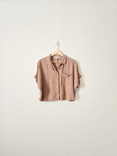 Load image into Gallery viewer, Brown Relaxed Button Up (S)
