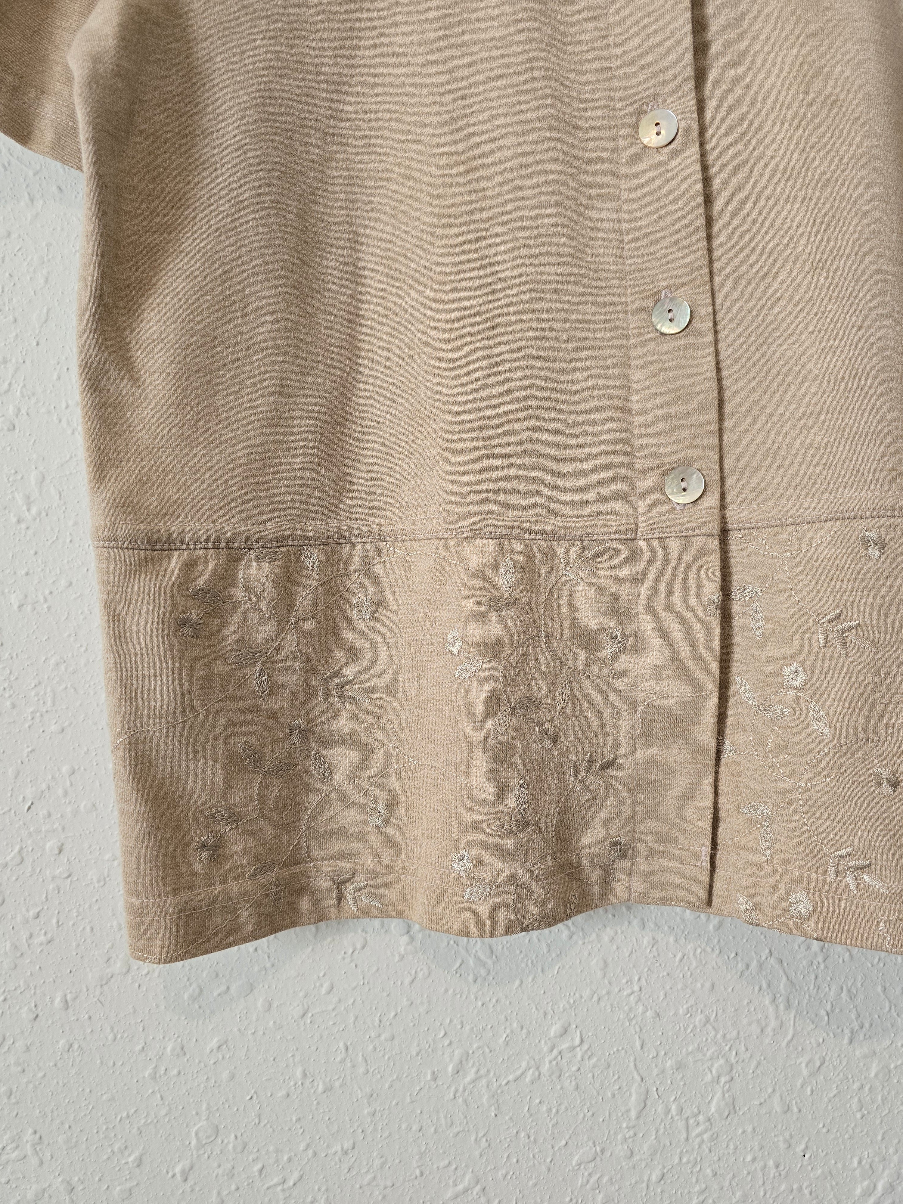 Vintage Embroidered Button Up (M)