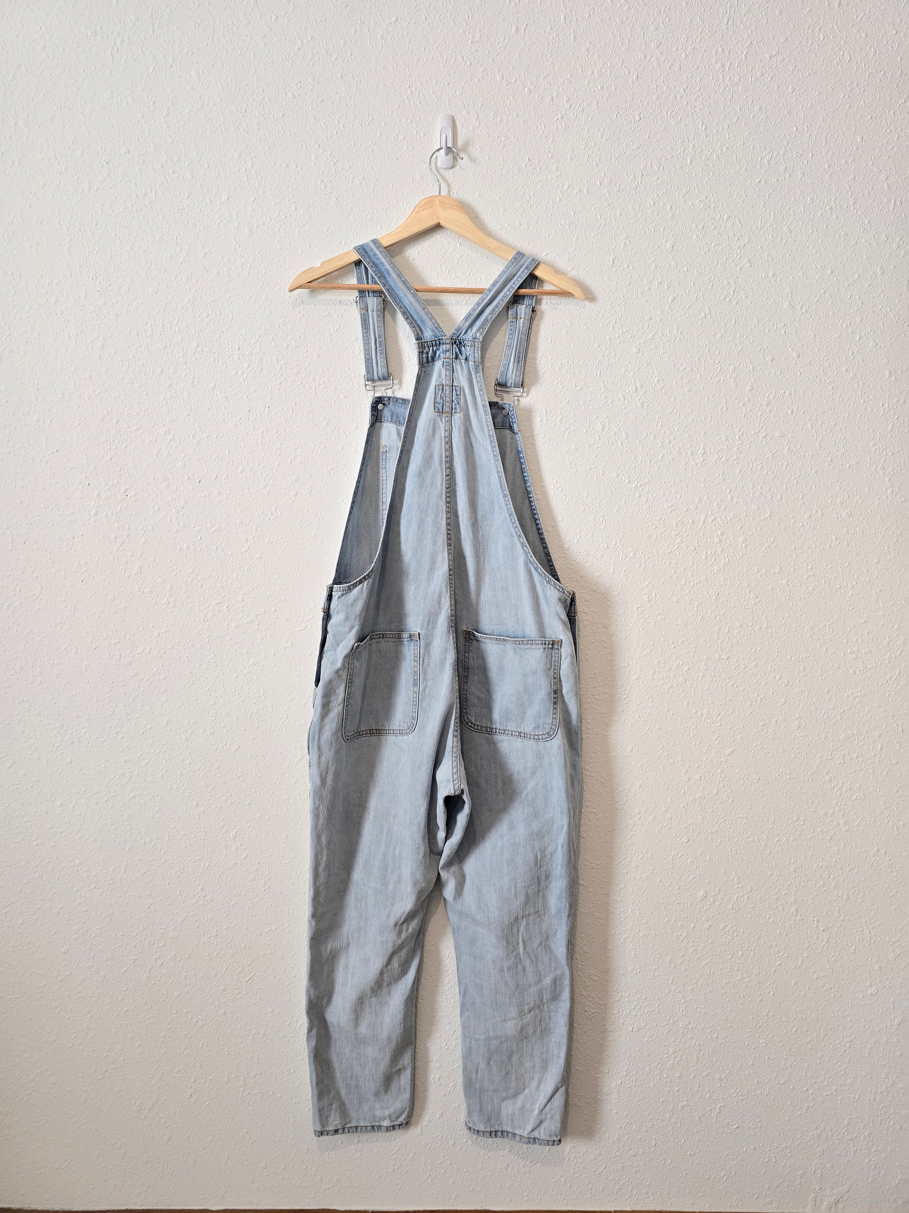 Gap Light Wash Denim Overalls (M)