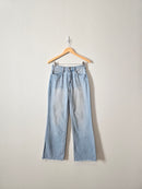 Light Wash Wide Leg Jeans (25)