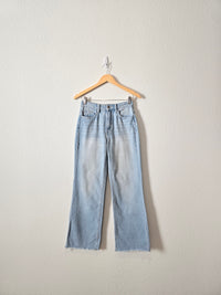 Light Wash Wide Leg Jeans (25)