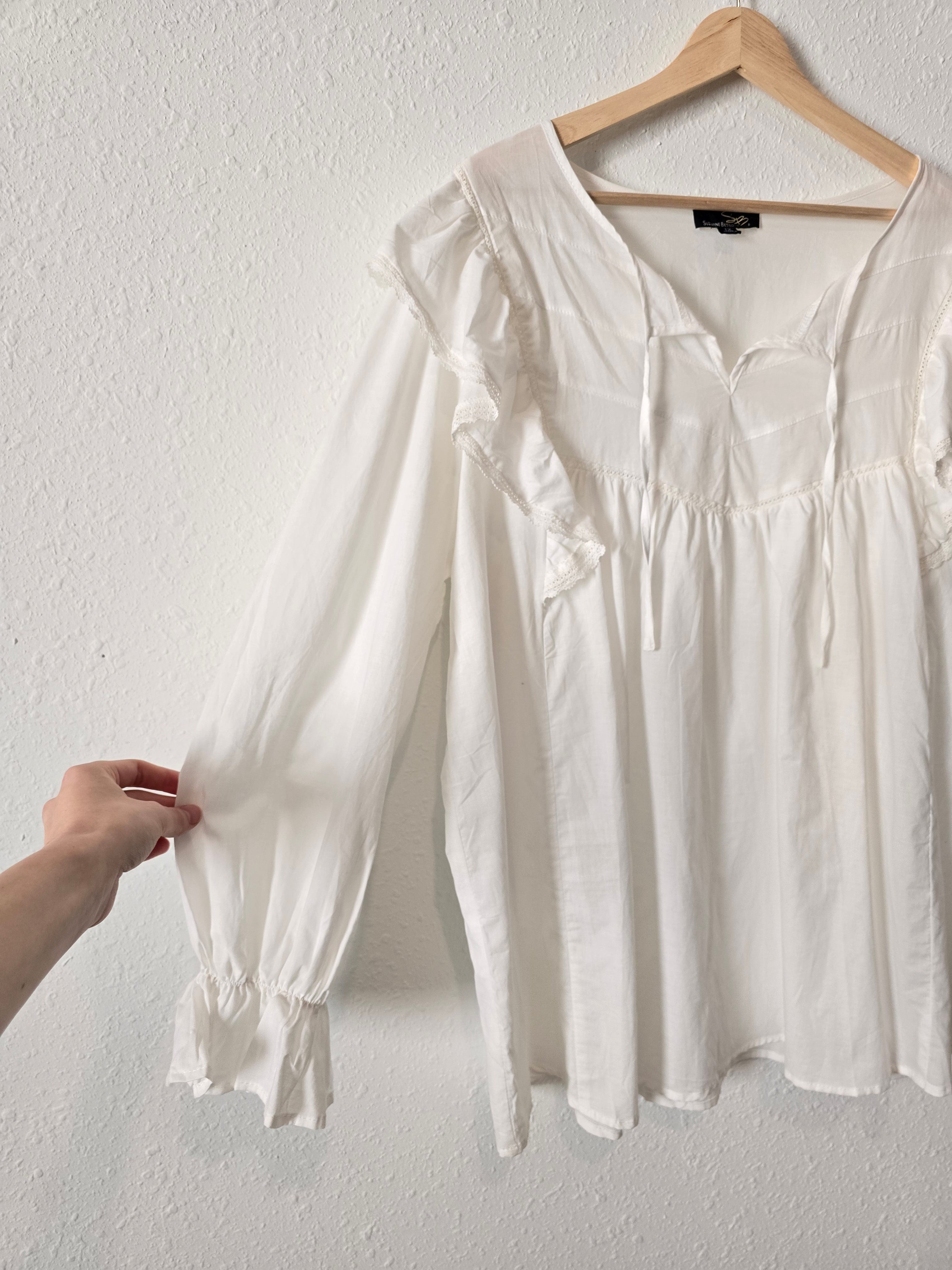 White Ruffle Coastal Blouse (1X)