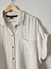 White Gauzy Button Up (1X)