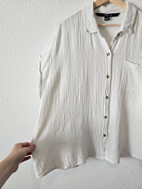 White Gauzy Button Up (1X)