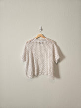 Load image into Gallery viewer, Vintage Crochet Open Top (1X)
