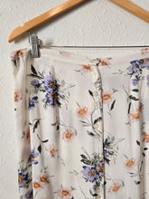 Load image into Gallery viewer, Vintage Floral Midi Skirt (16)
