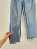 Abercrombie High Rise Straight Jeans (25/0s)