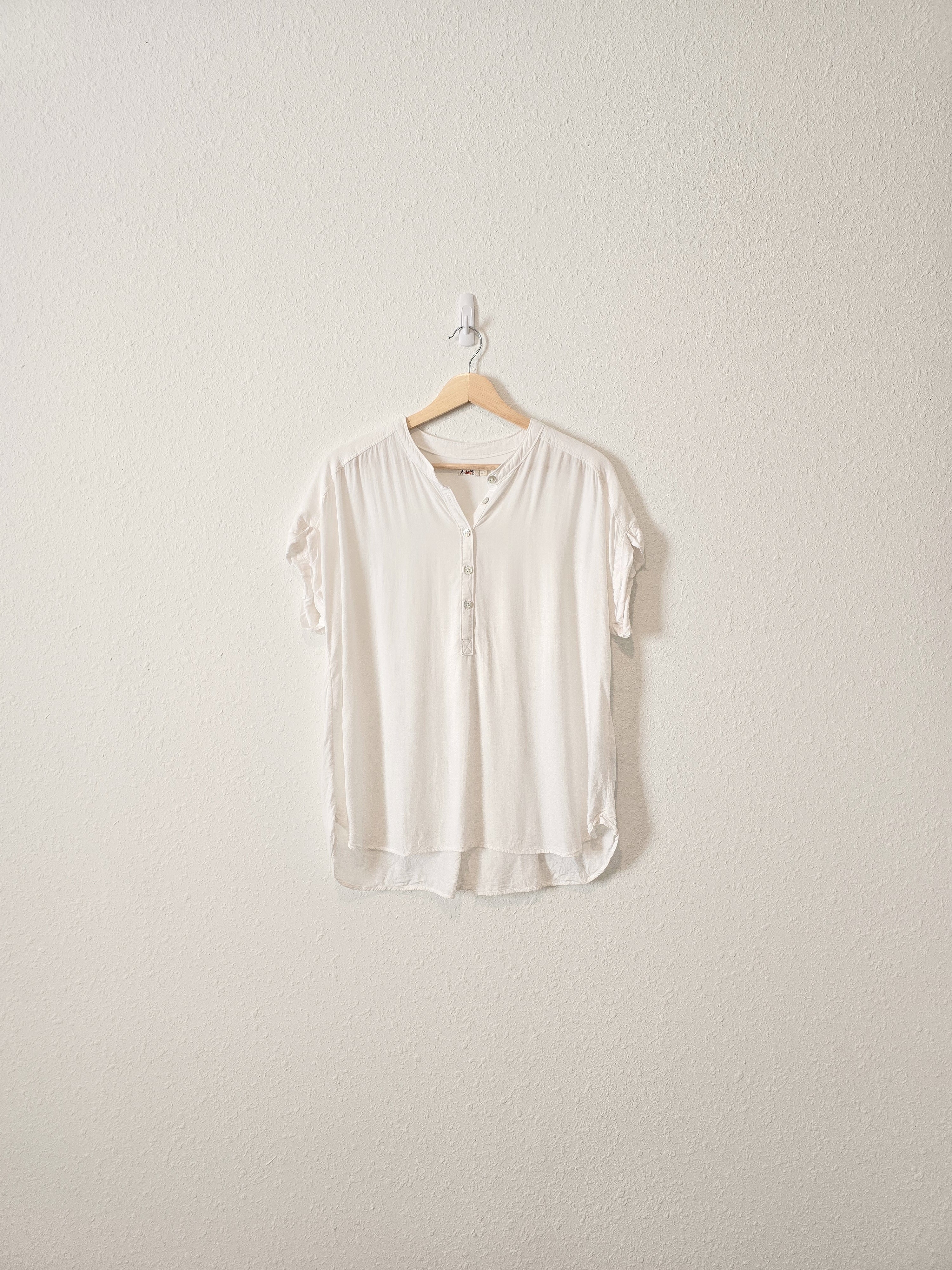 Faherty White Henley Top (M)