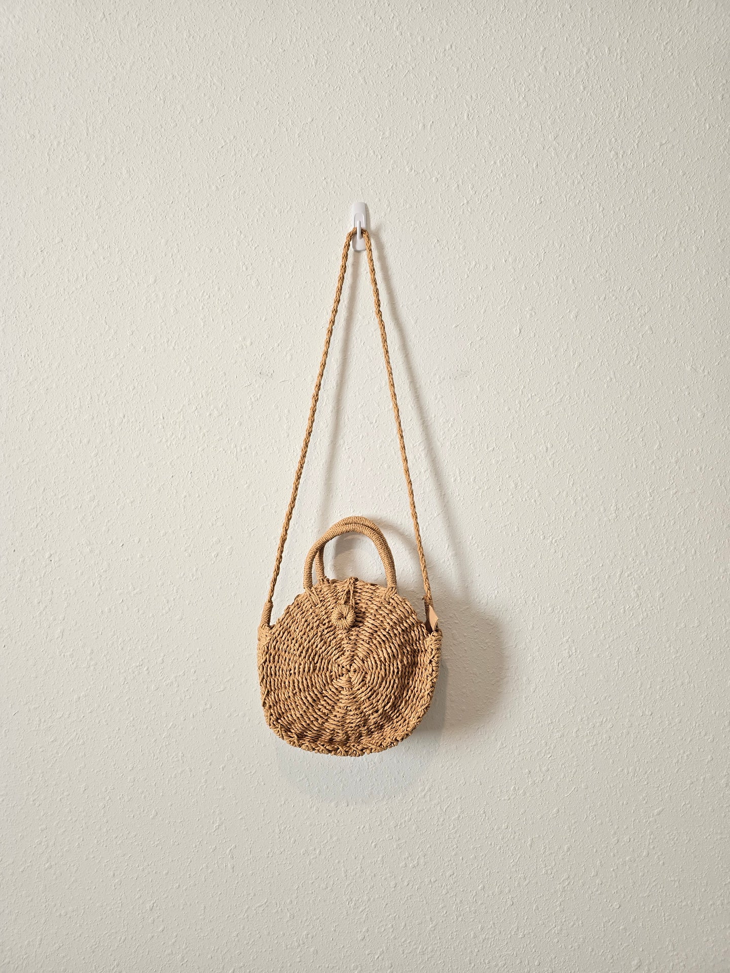 Straw Circle Crossbody Bag