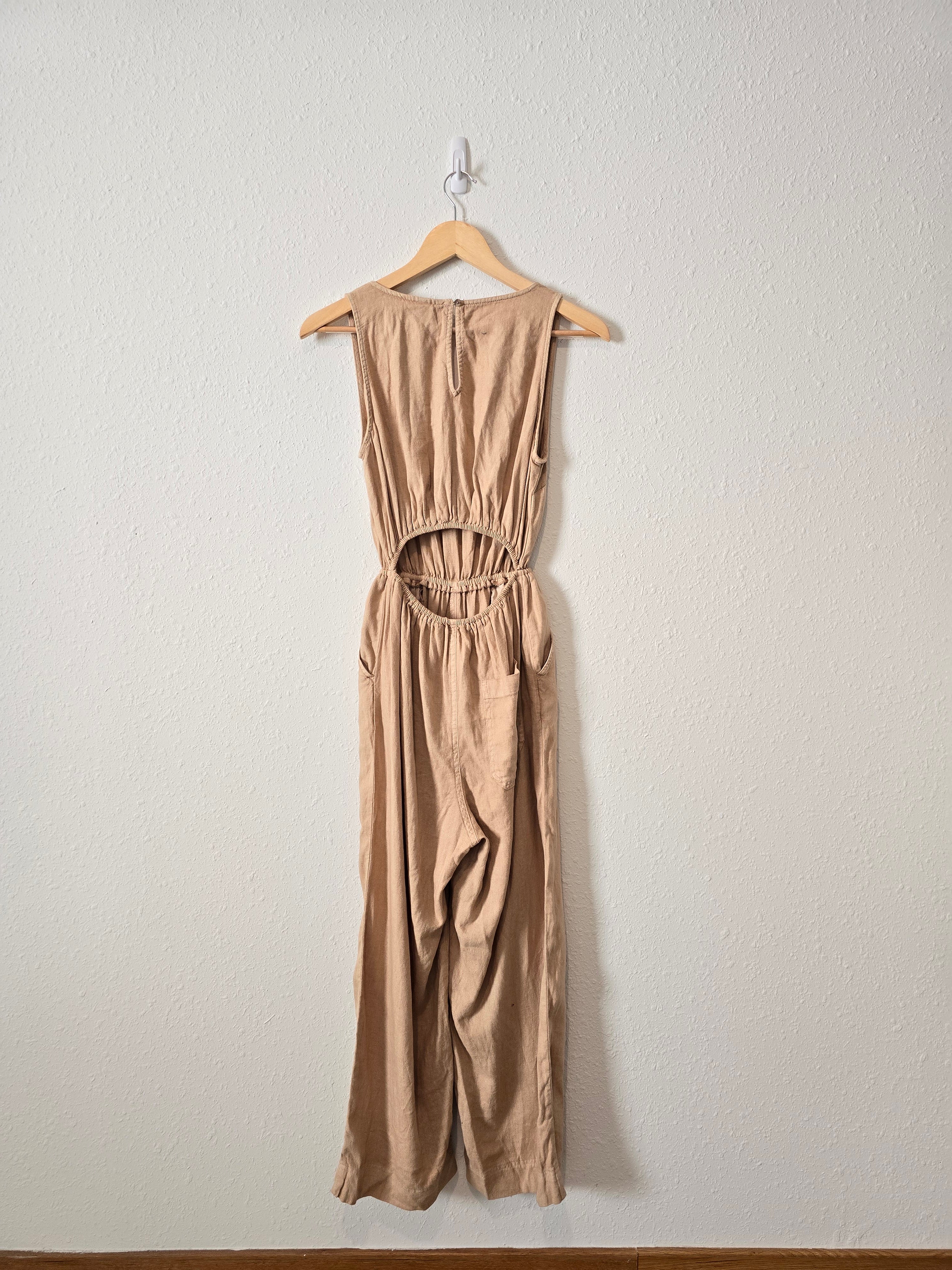 Linen Blend Cutout Jumpsuit (XS)