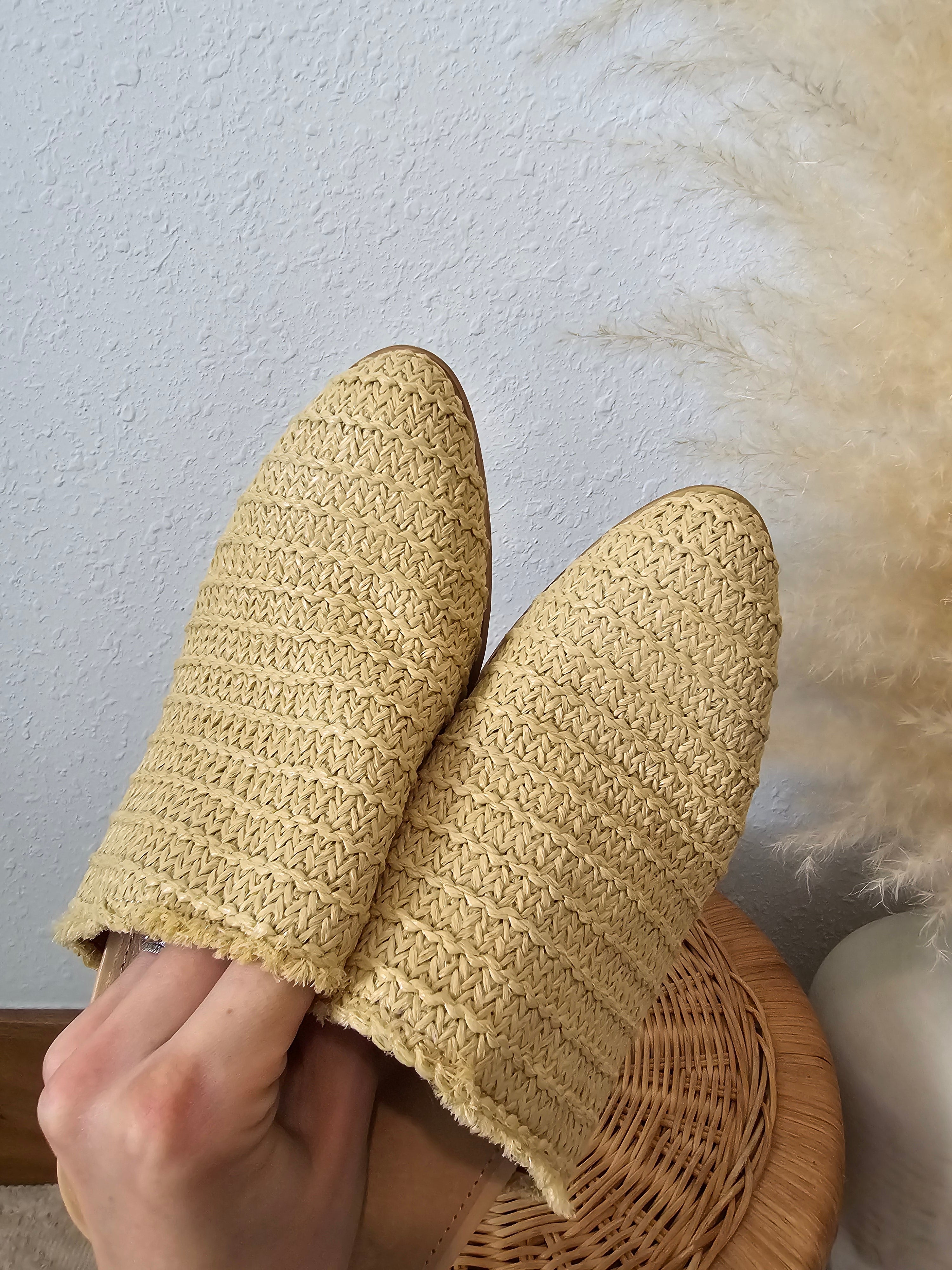 Raffia Slip On Heel Mules (8)