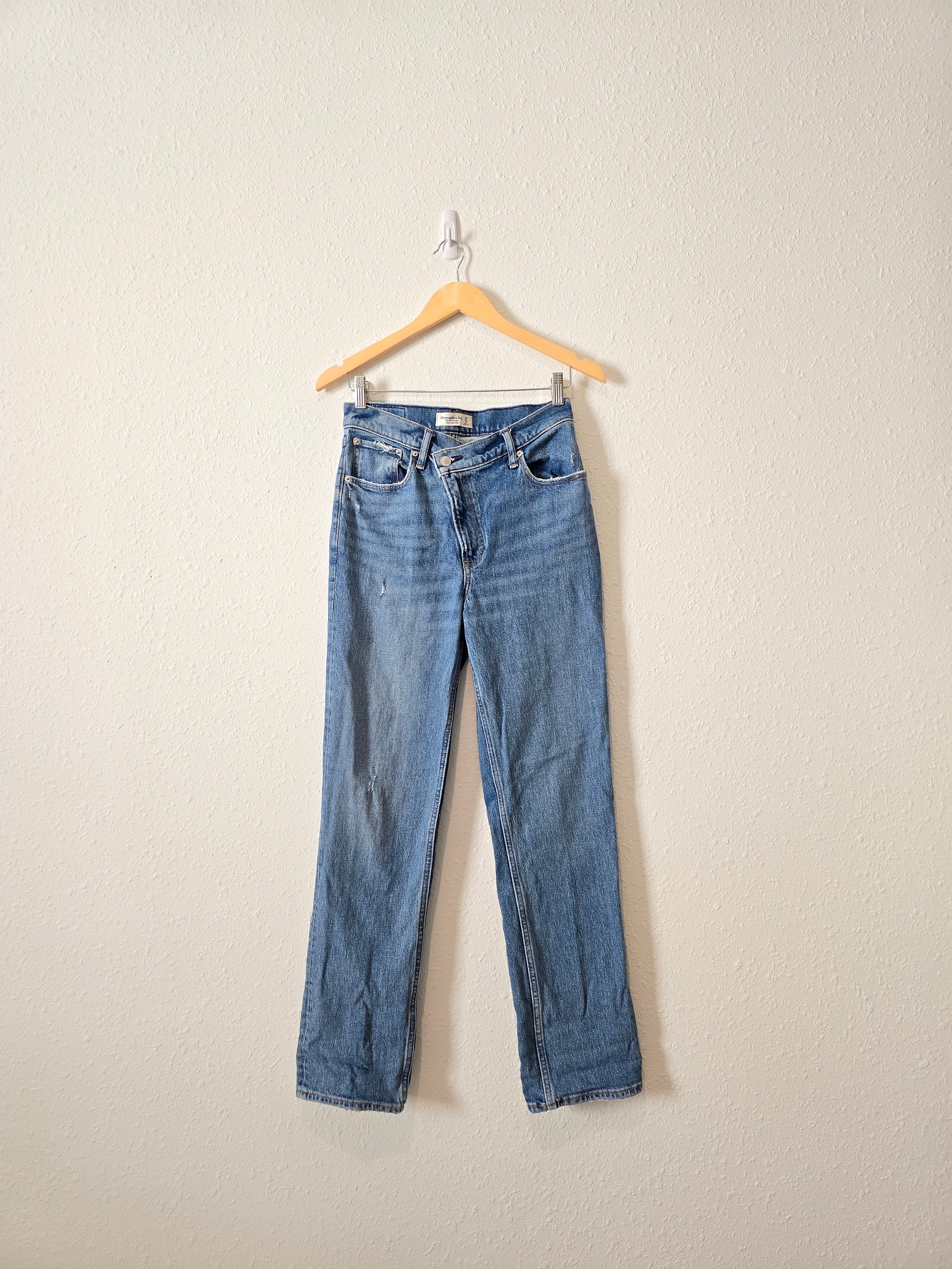 Abercrombie 90s Straight Jeans (27/4)