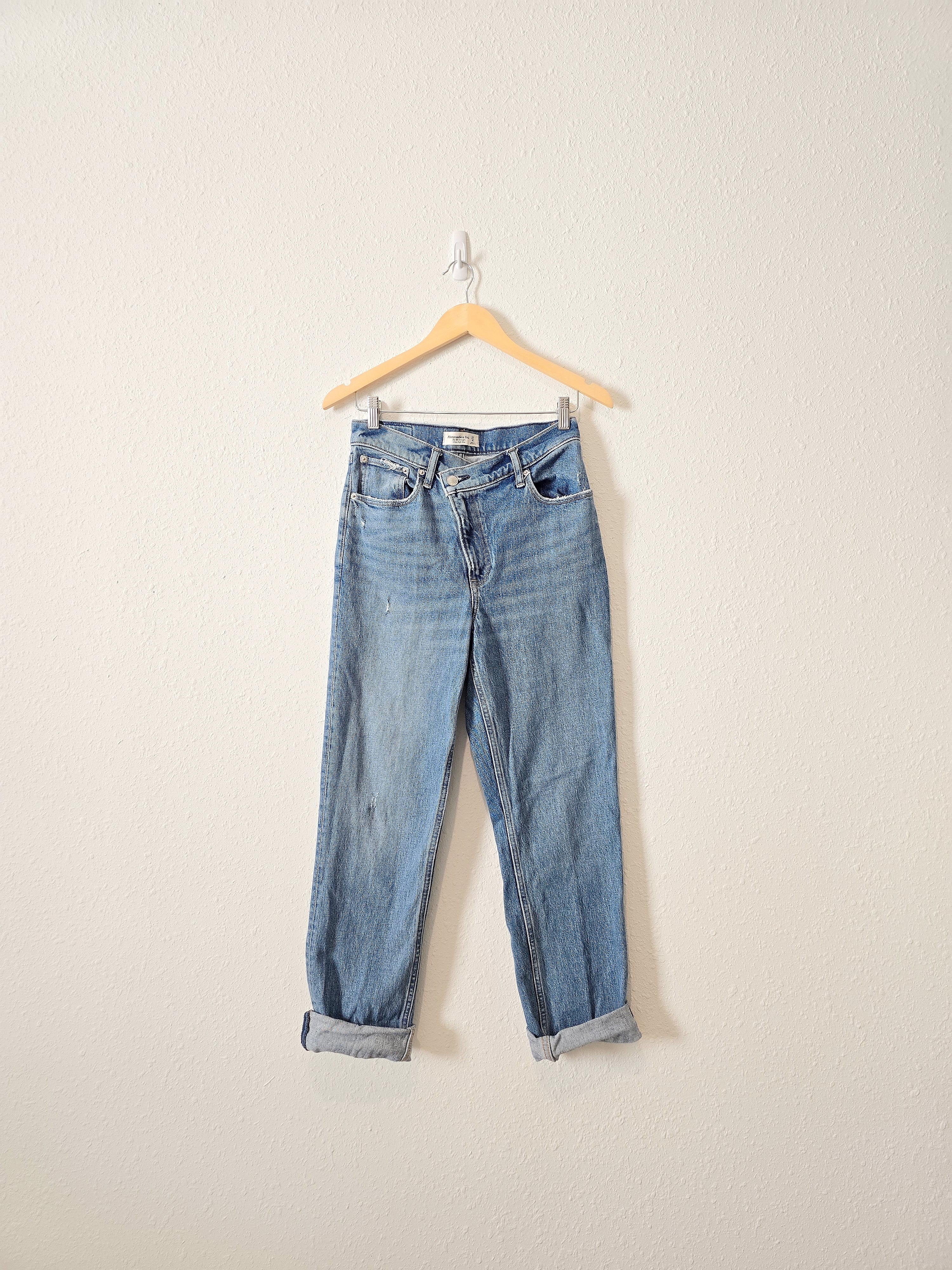 Abercrombie 90s Straight Jeans (27/4)