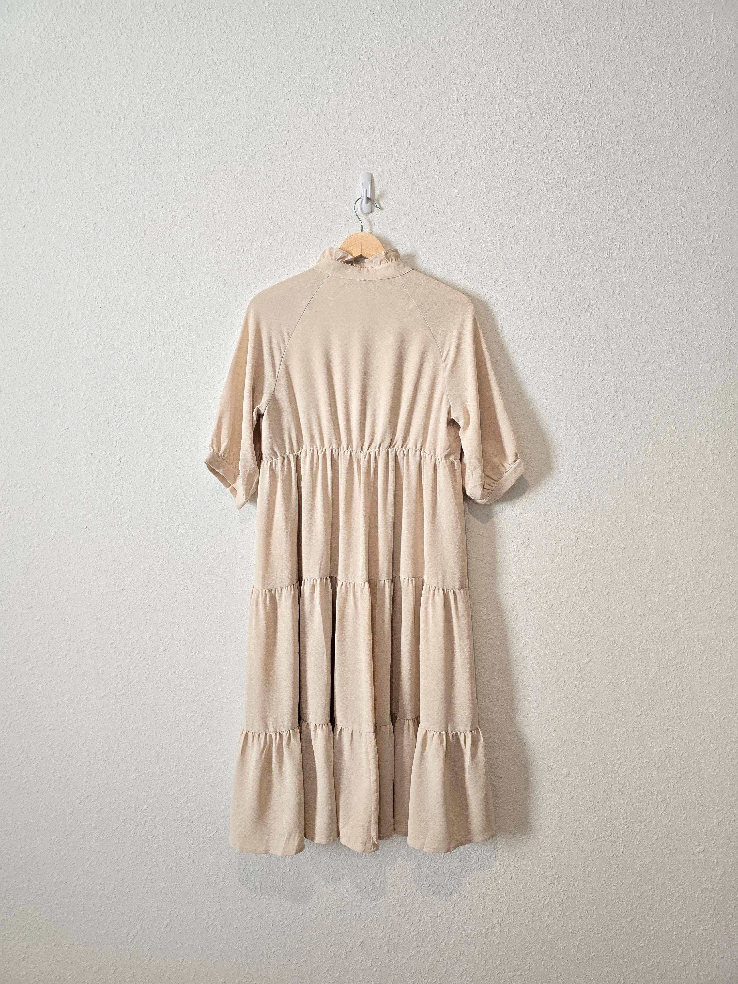 Boutique Tiered Midi Dress (S)