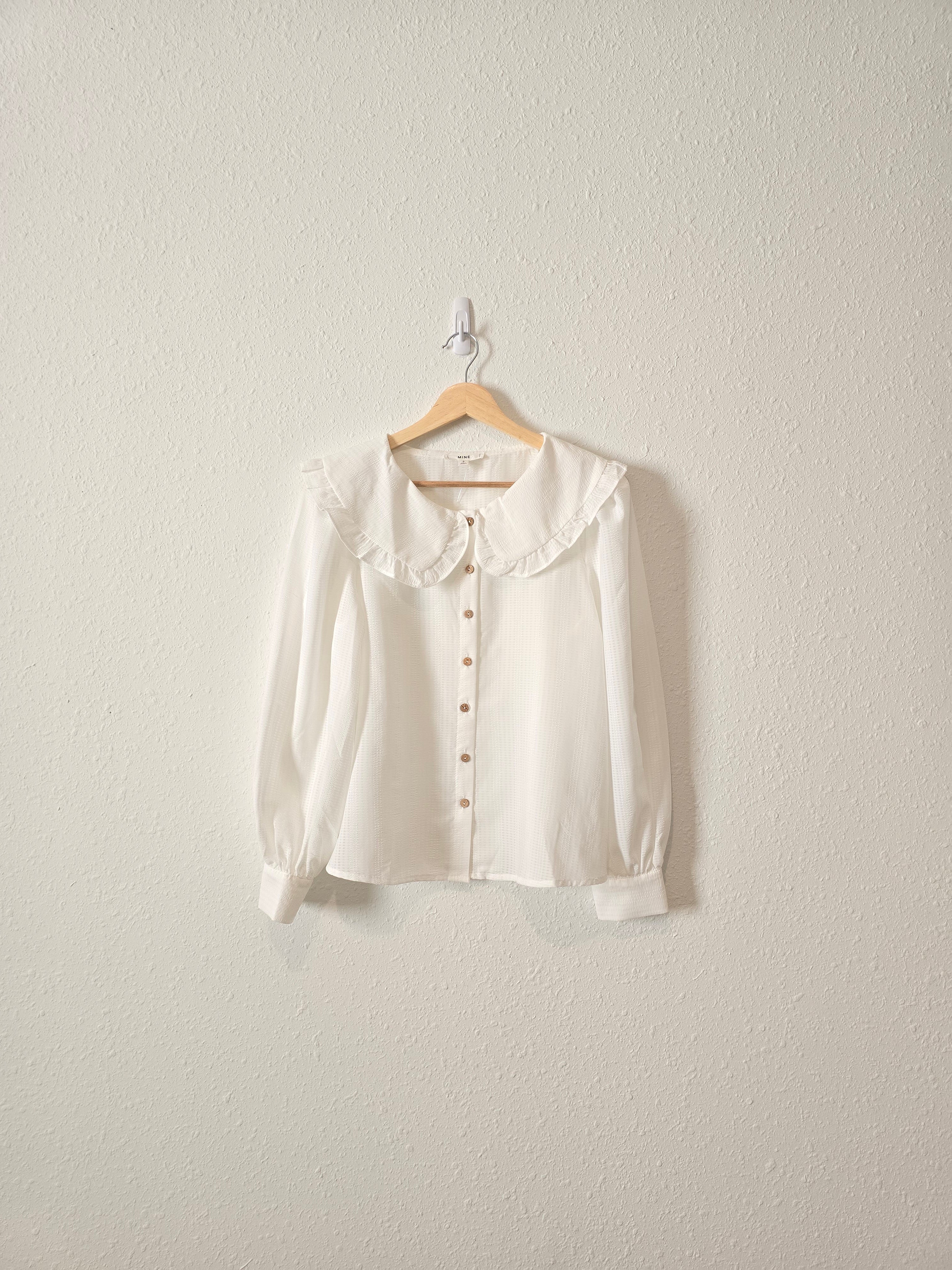 Peter Pan Collar Button Up (S)