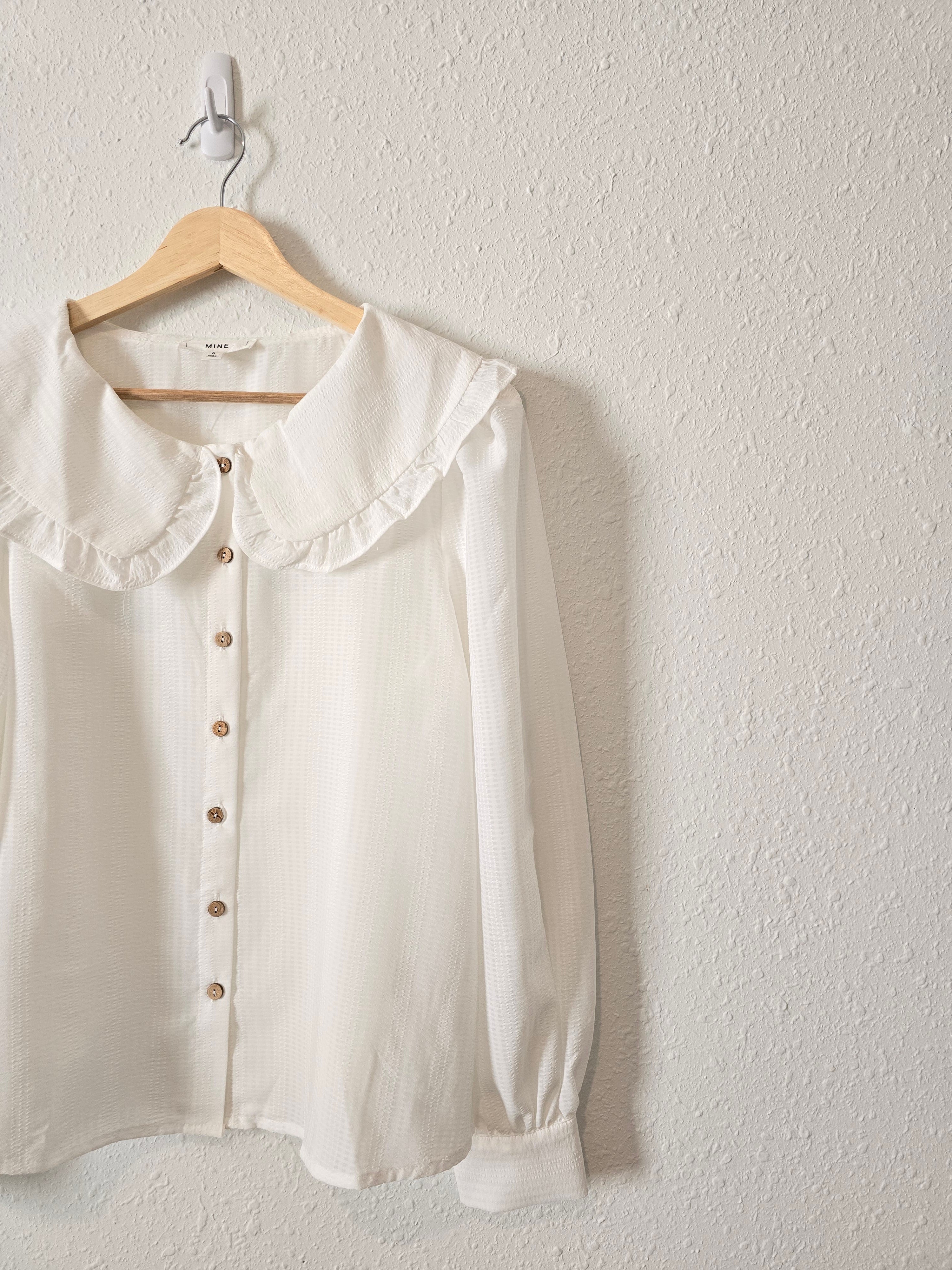 Peter Pan Collar Button Up (S)