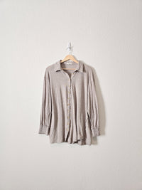 Easel Oversized Button Up Top (L)