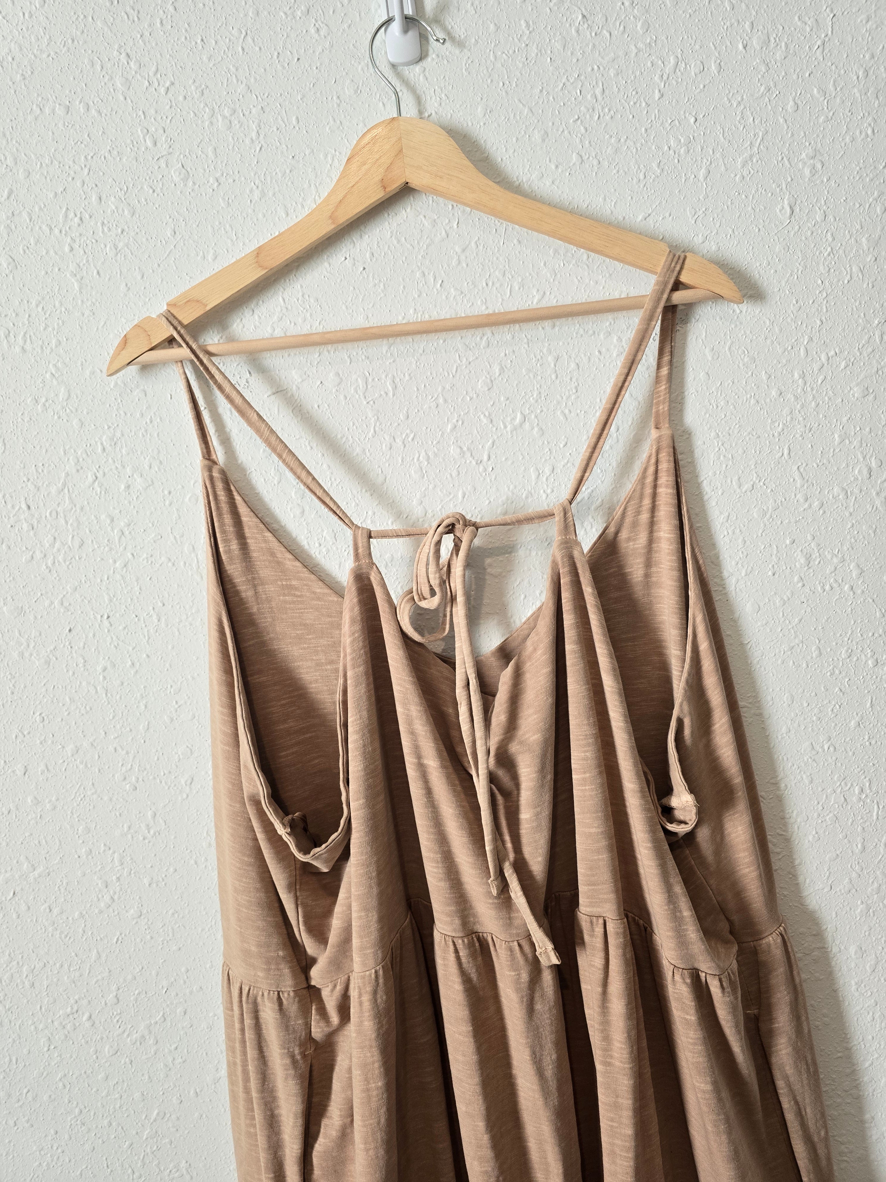 NEW Tan Tiered Midi Dress (3X)