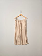 Load image into Gallery viewer, Cream Linen Straight Pants (M)
