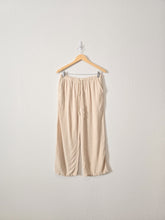 Load image into Gallery viewer, Cream Linen Straight Pants (M)
