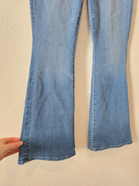 Mother Weekender Flare Jeans (26)