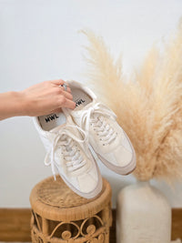 Madewell Neutral Sneakers (10)