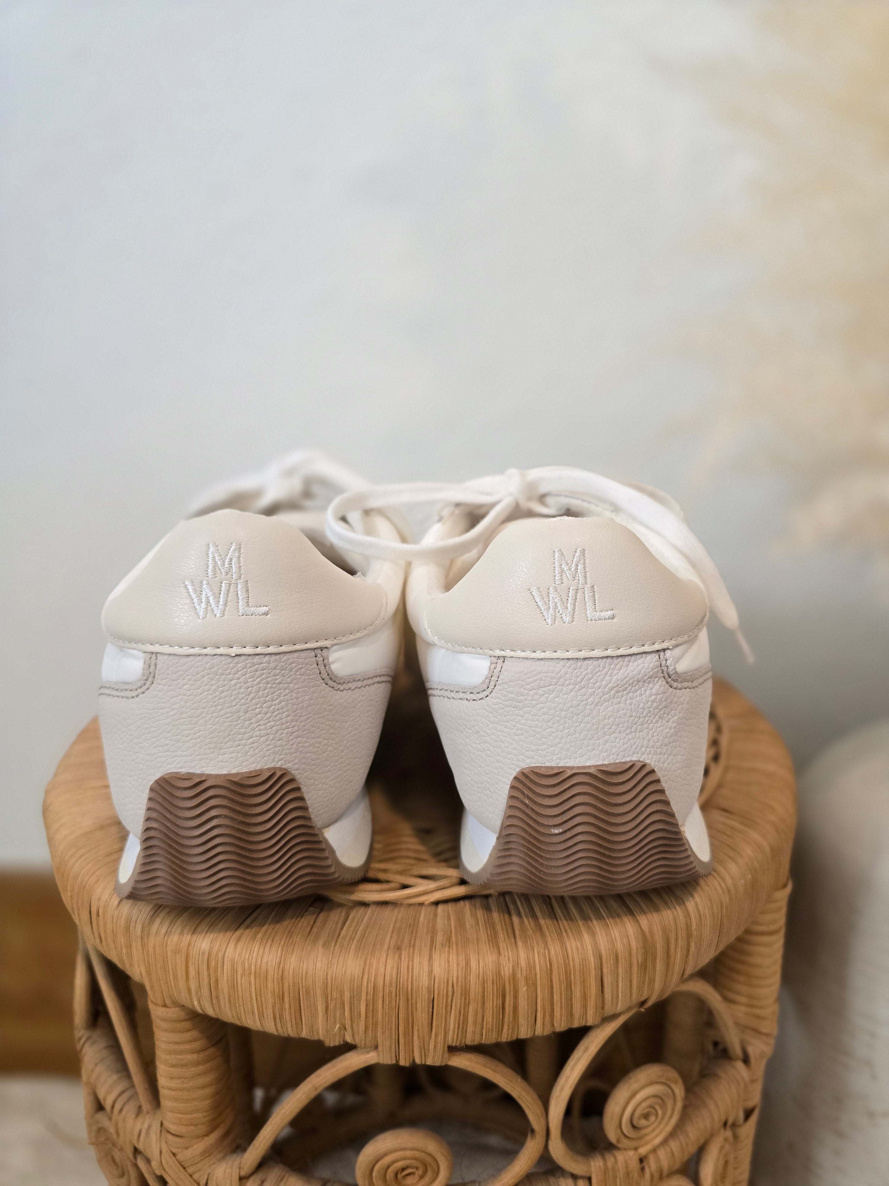 Madewell Neutral Sneakers (10)