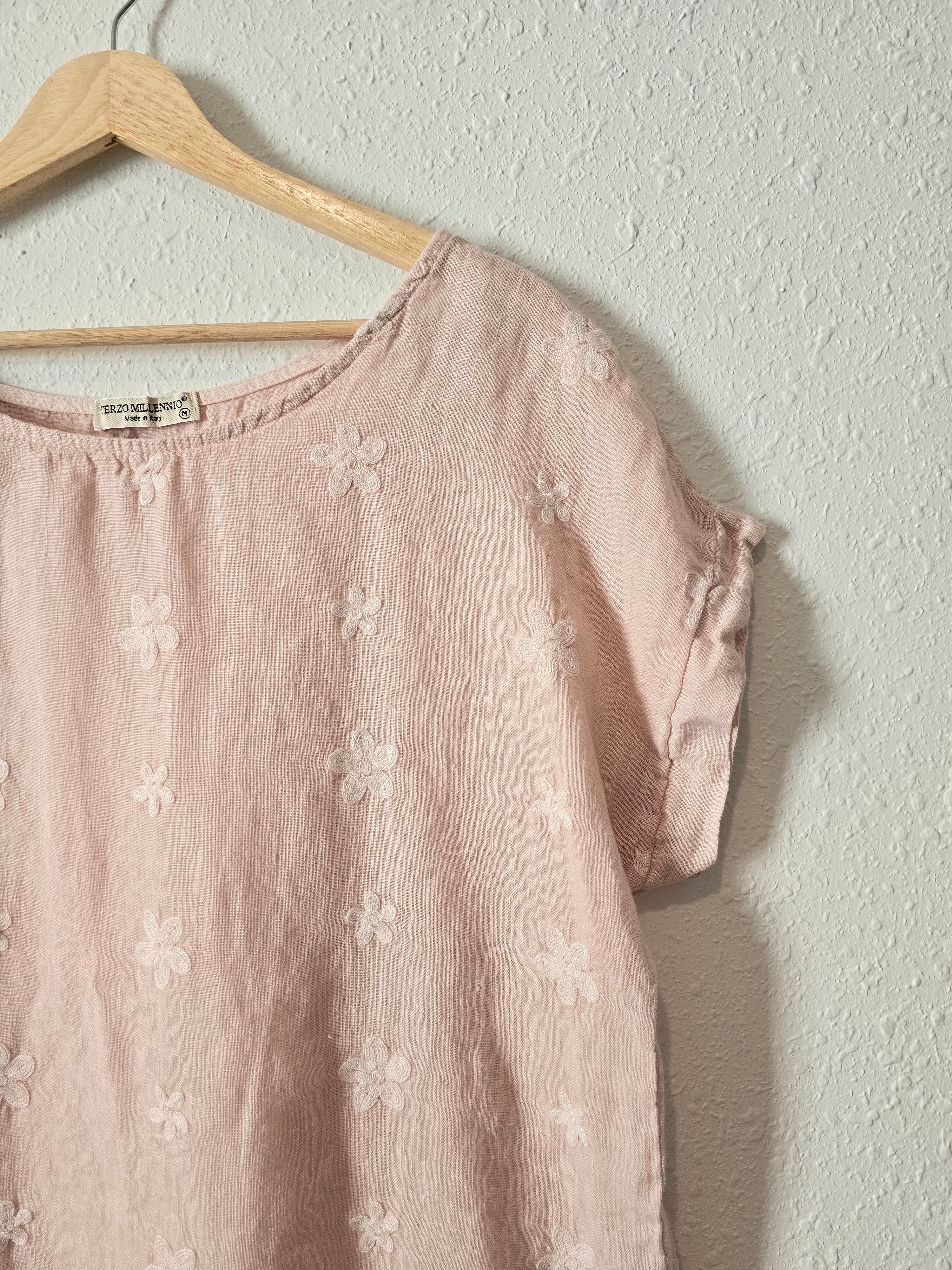 Blush Floral Embroidered Linen Top (M)